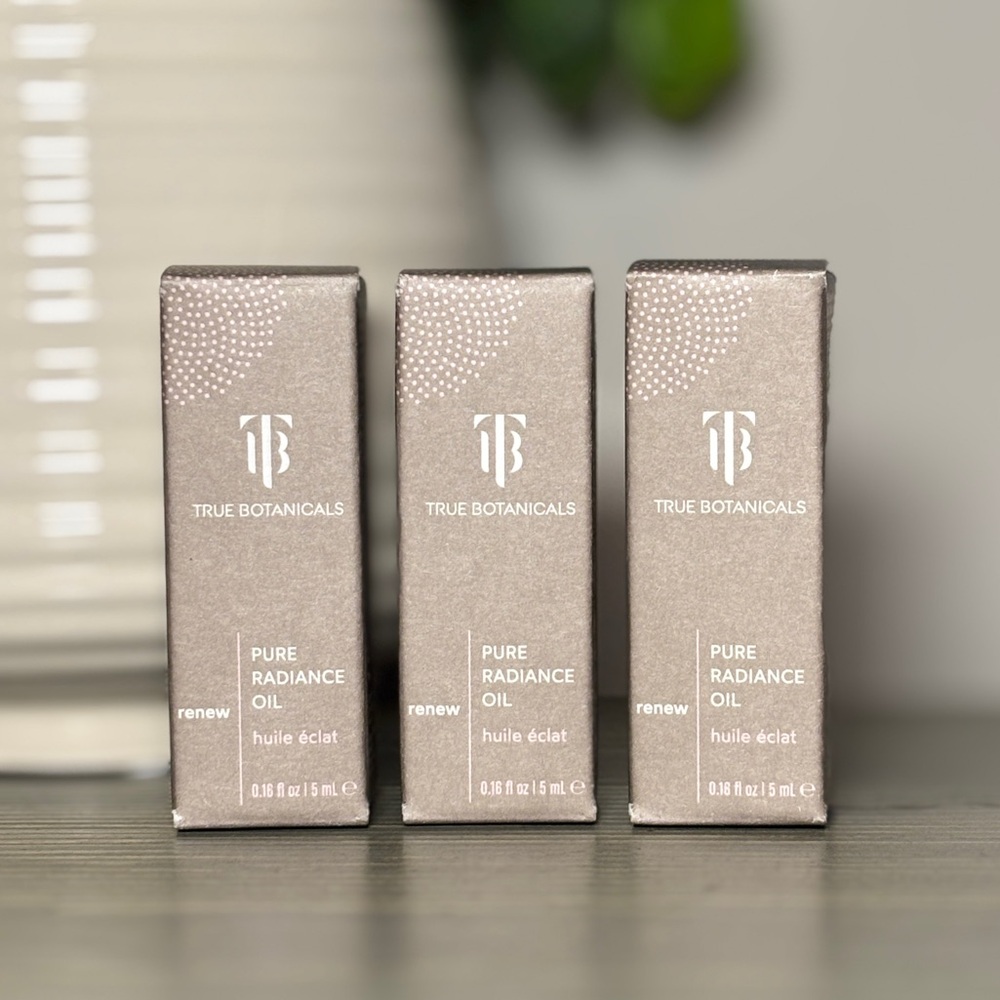 True Botanicals Renew Pure Radiance Oil x3 (BRAND NEW, NEVER OPENED)